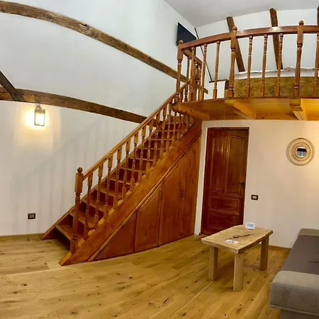 Casa De Lemn Arpasu De Jos Lodge