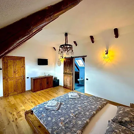 Casa De Lemn Arpasu De Jos Lodge