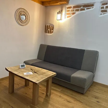 Casa De Lemn Arpasu De Jos * Arpasu de Jos